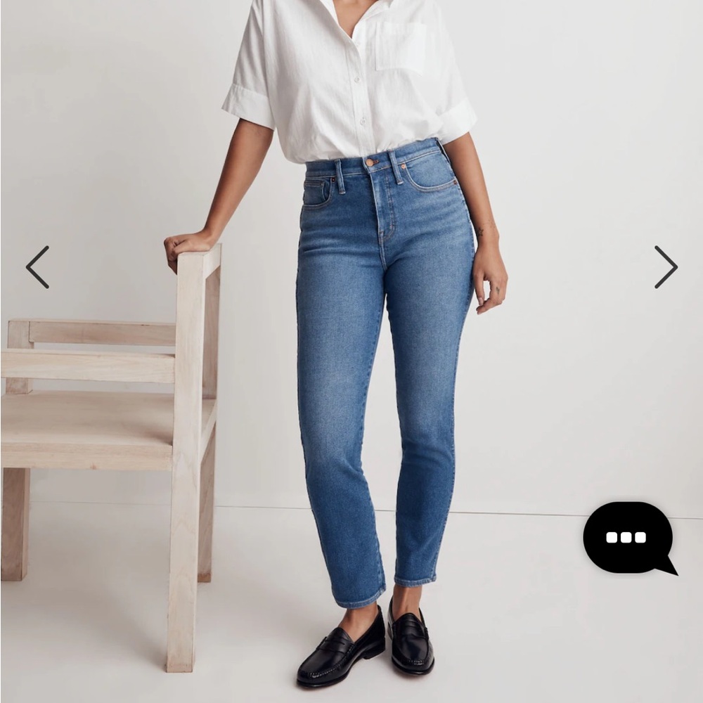 Madewell Curvy stovepipe jeans in 33 petite. Medium wash